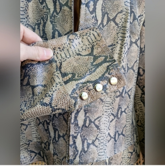 Rogue Snakeskin Pattern Leather Jacket_Large - Picture 3 of 10